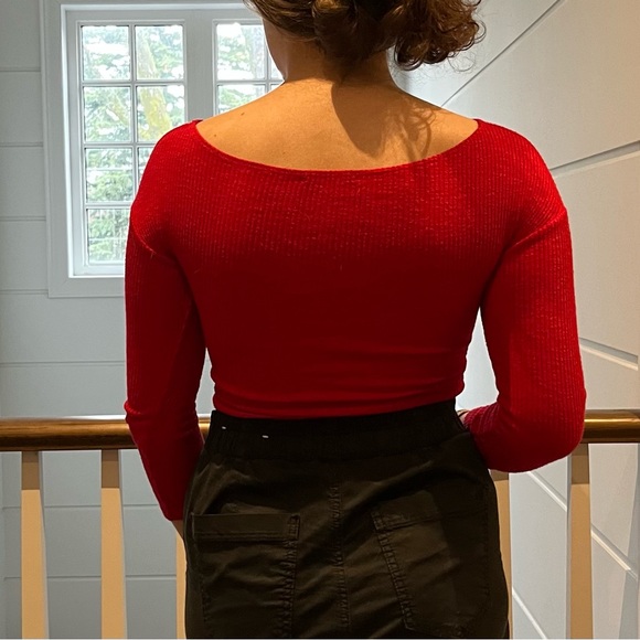 BETTER ME Cropped Ribbed Red Long Sleeve - Picture 4 of 4
